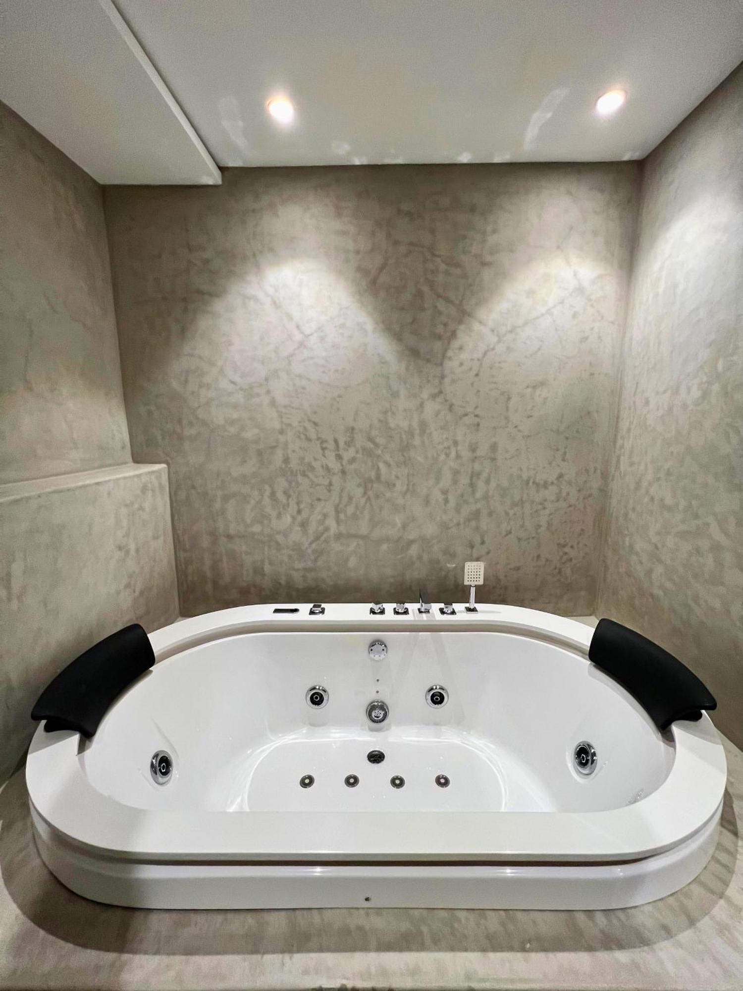 Апартаменти The Mirage Tangier - 3Br Luxury Sea View With Private Hammam & Jacuzzi Екстер'єр фото